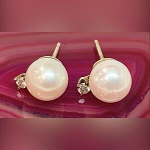 14K Yellow Gold Pearl White Sapphire Dainty
Post Stud 3/8" Earrings 1.3g